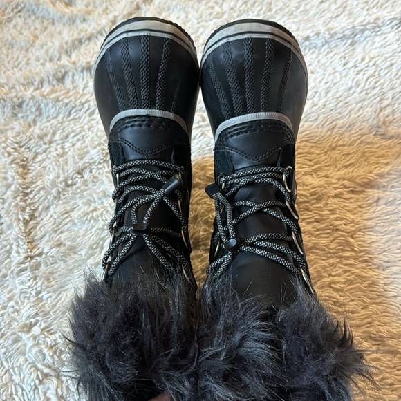 SOREL Kids' Joan of Arctic Insulated Waterproof Winter Boots size 2 - Picture 3 of 16